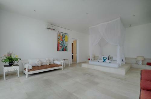 Kutus Kutus Canggu Villa