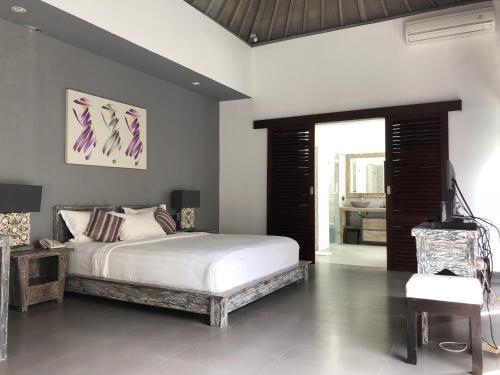 Zoe Villa Canggu Bali