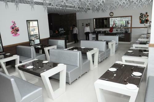 Hotel Chandra Imperial
