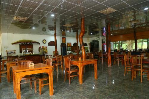 Hotel Rukmali Avanhala