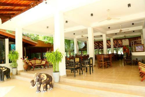 Hotel Rukmali Avanhala