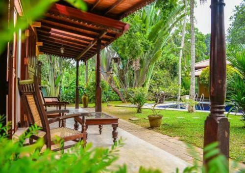 Hostal Araliya Gardens