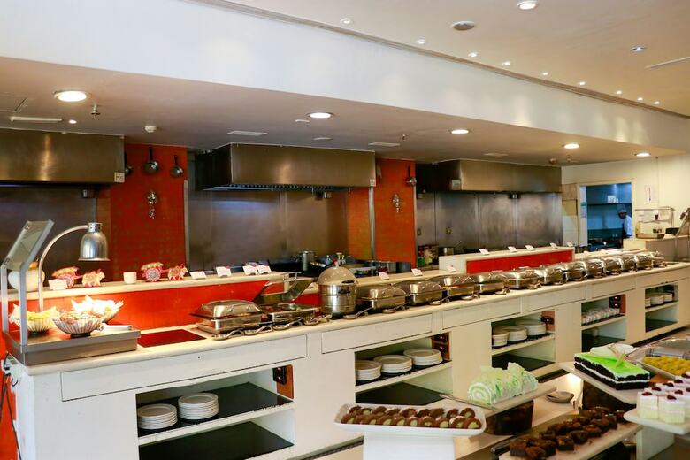 Hotel Courtyard By Marriott Pune City Centre