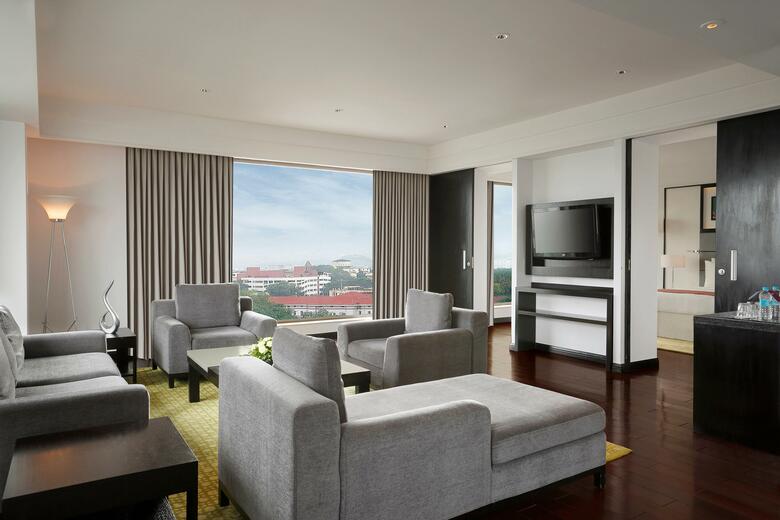Hotel Courtyard By Marriott Pune City Centre