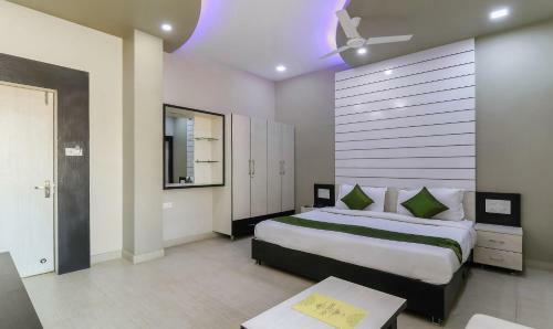 Hotel Raj Garden