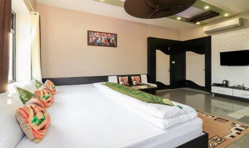 Hotel Raj Garden