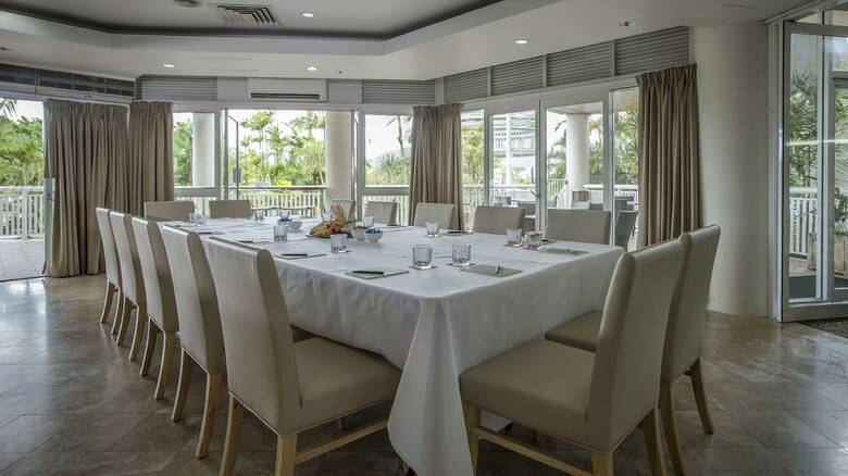 Hotel Rydges Esplanade Resort Cairns