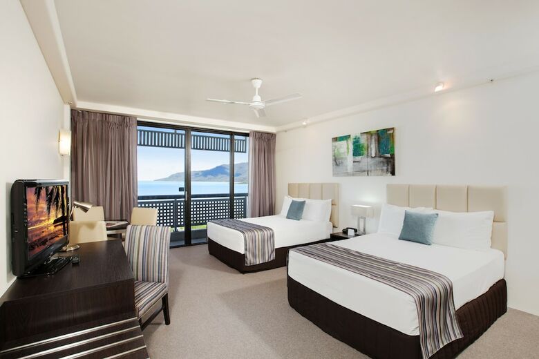 Hotel Rydges Esplanade Resort Cairns