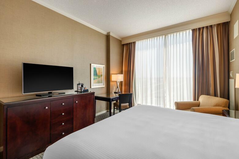 Hotel Omni Dallas Park West