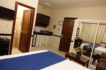 Hotel Platino (.)