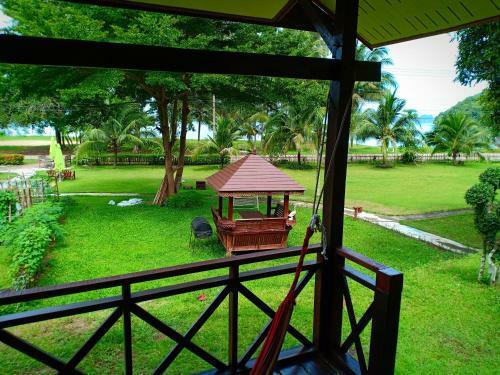 Hotel Suntisook Resort