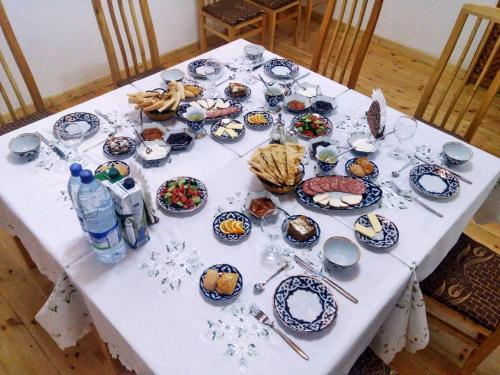 Hotel Qosha Darvoza