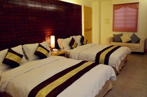 Yake Homestay