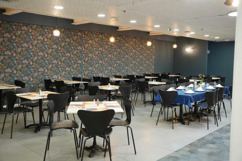 Shani Hotel