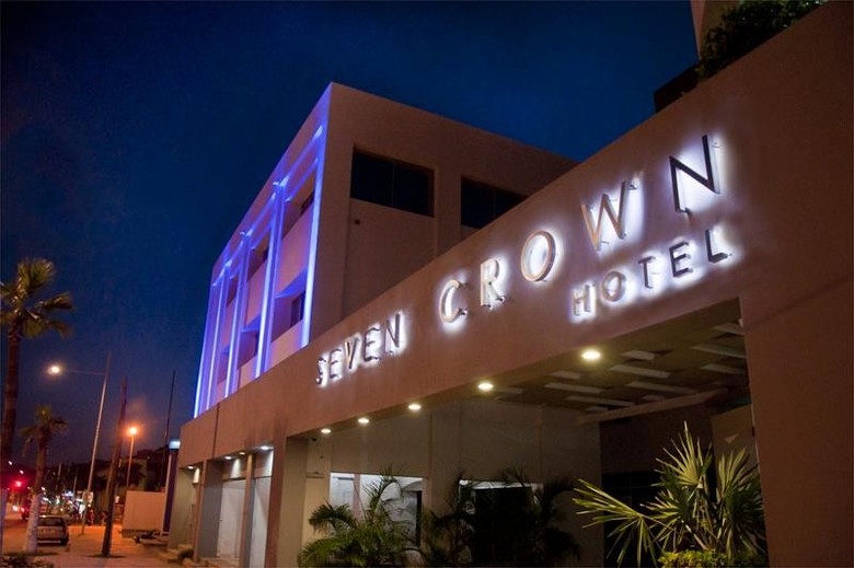 Hotel Seven Crown