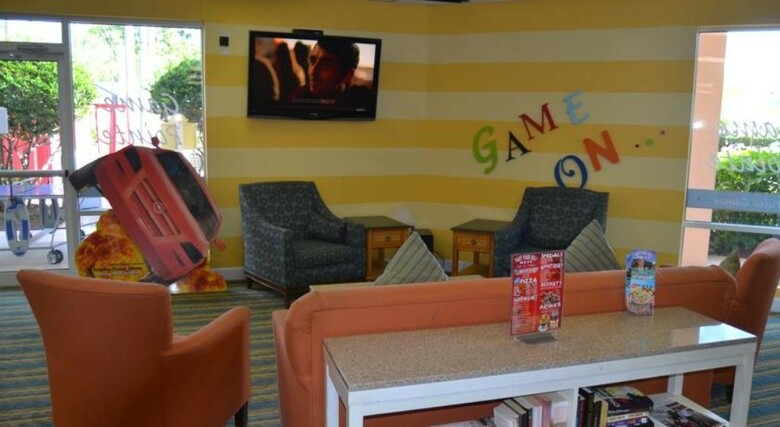 Hotel Cypress Pointe Resort