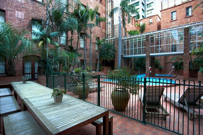 Hotel Quest Gordon Place