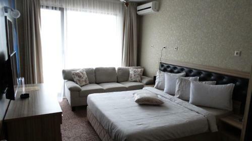 Hotel Lazur