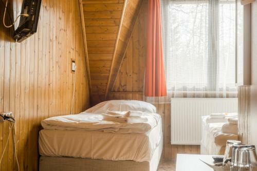Hotel Konopi?t? Nov� Myslivna