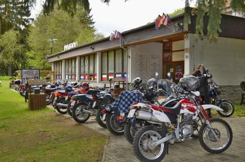Hotel Konopi?t? Nov� Myslivna