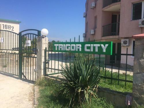 Trigor City Apartment