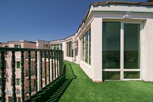 Trigor City Apartment