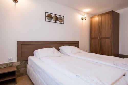 Trigor City Apartment