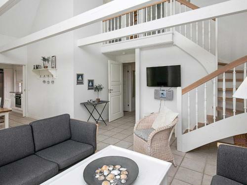 Three-bedroom Holiday Home In Blokhus 6
