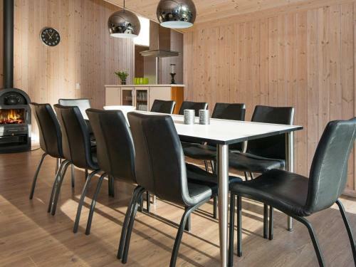 Four-bedroom Holiday Home In R�m� 1