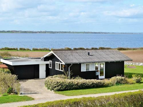 Two-bedroom Holiday Home In Faaborg 3
