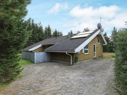 Three-bedroom Holiday Home In Hals 3