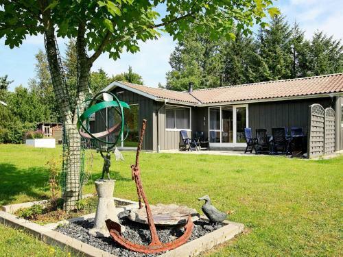 Four-bedroom Holiday Home In Fars� 3