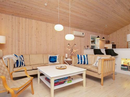 Three-bedroom Holiday Home In Jerup 16