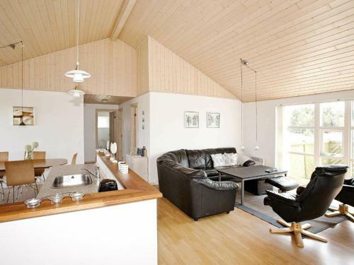Three-bedroom Holiday Home In Thisted 20