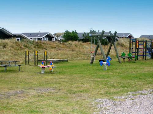 Two-bedroom Holiday Home In Fr�strup 1