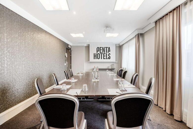 Penta Hotel Brussels City Centre