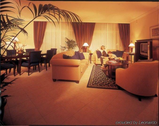 Hotel Beach Rotana Abu Dhabi