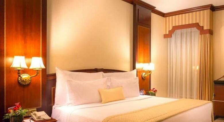 Corniche Hotel Abu Dhabi