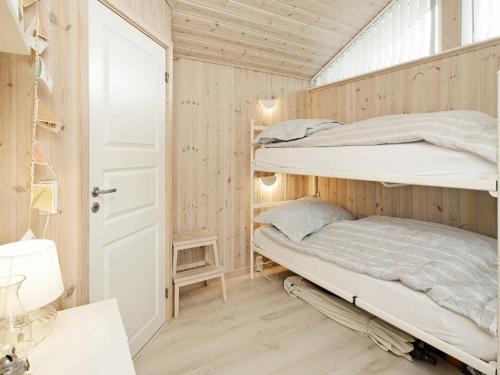 Three-bedroom Holiday Home In S�by 7