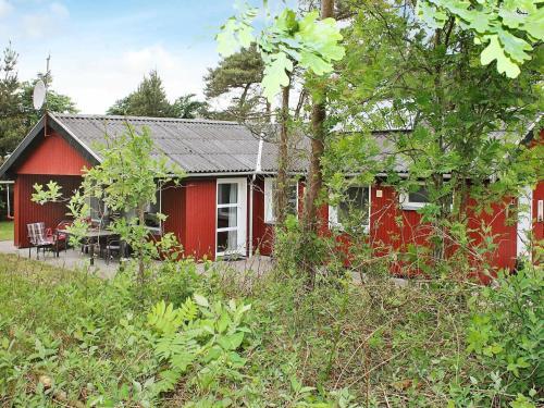Three-bedroom Holiday Home In R�m� 44