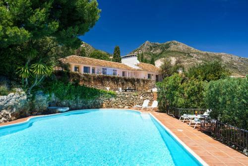 Villa Rotonda Sundays