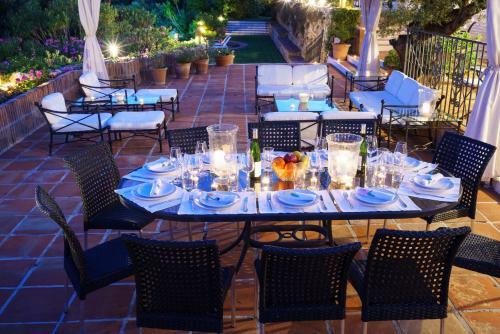 Villa Rotonda Sundays