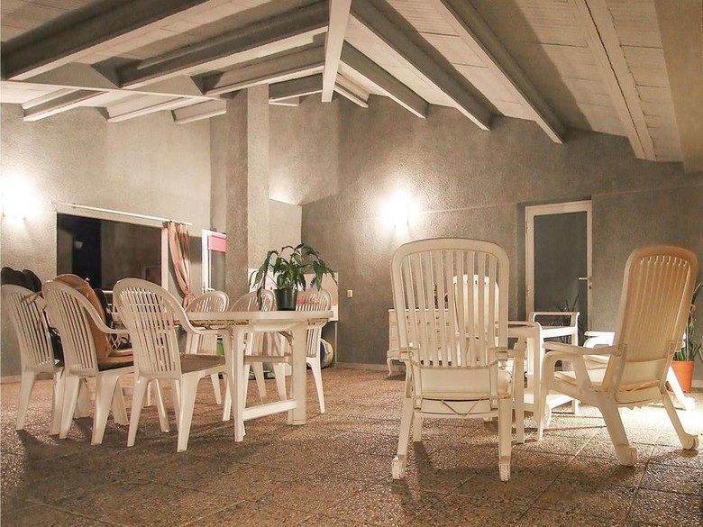 Two-bedroom Apartment Calella 0 03