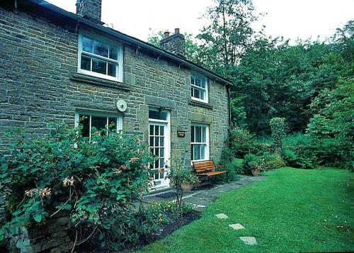 Drum And Monkey Cottage