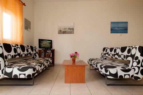Marianna Apartments