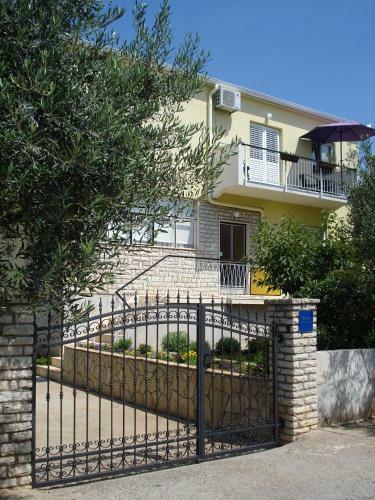 Apartments Angie
