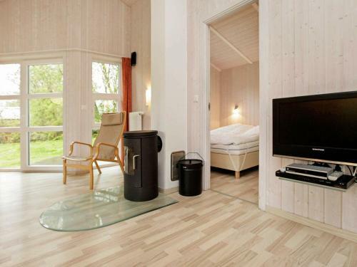 Three-bedroom Holiday Home In Gr�mitz 11
