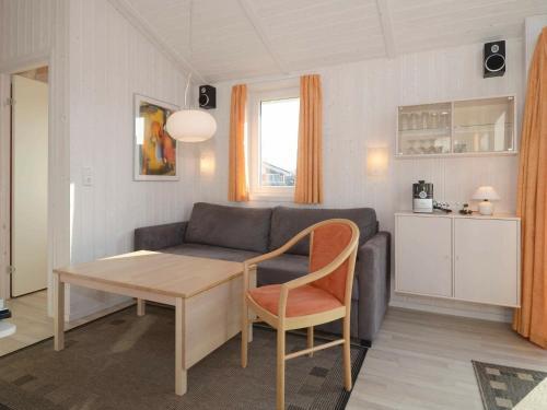 Two-bedroom Holiday Home In Gr�mitz 17