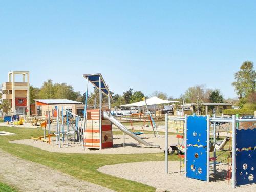 Two-bedroom Holiday Home In Gr�mitz 19