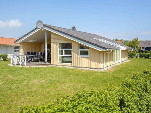Four-bedroom Holiday Home In Gr�mitz